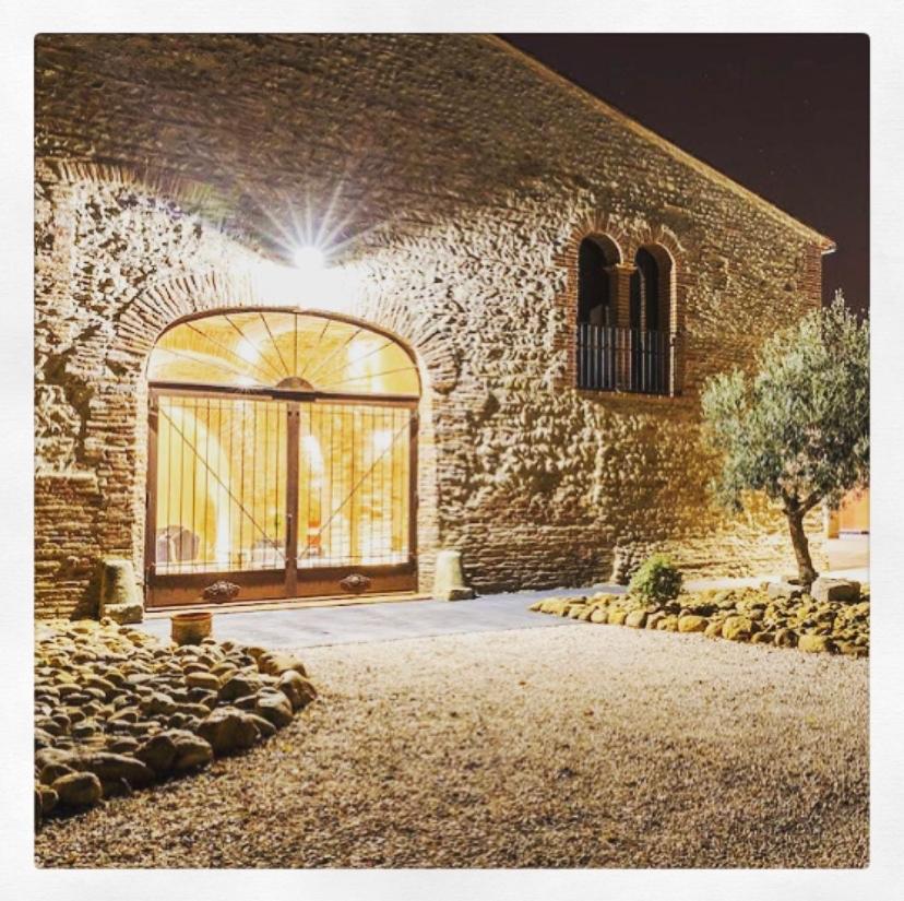 Mas Latour Lavail Hotel Perpignan Exterior photo